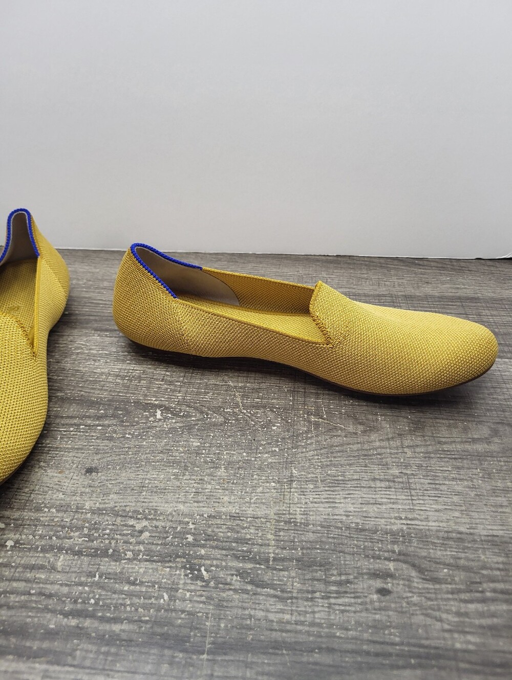 Rothys Flats Ballet Loafers Shoes Lemon Drop Slip On Breathable Women's Size 8 - Picture 3 of 10